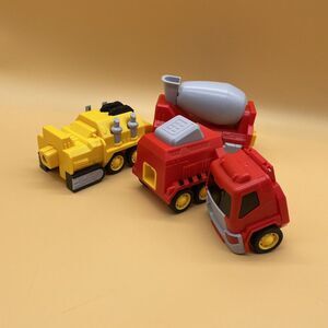 SNAEN Magnetic Toys Construction Vehicles Transform 4 Pieces‎ Into Transformer